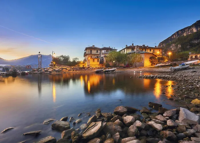 Foresteria Ca' Dei Bachitt 招待所 4*